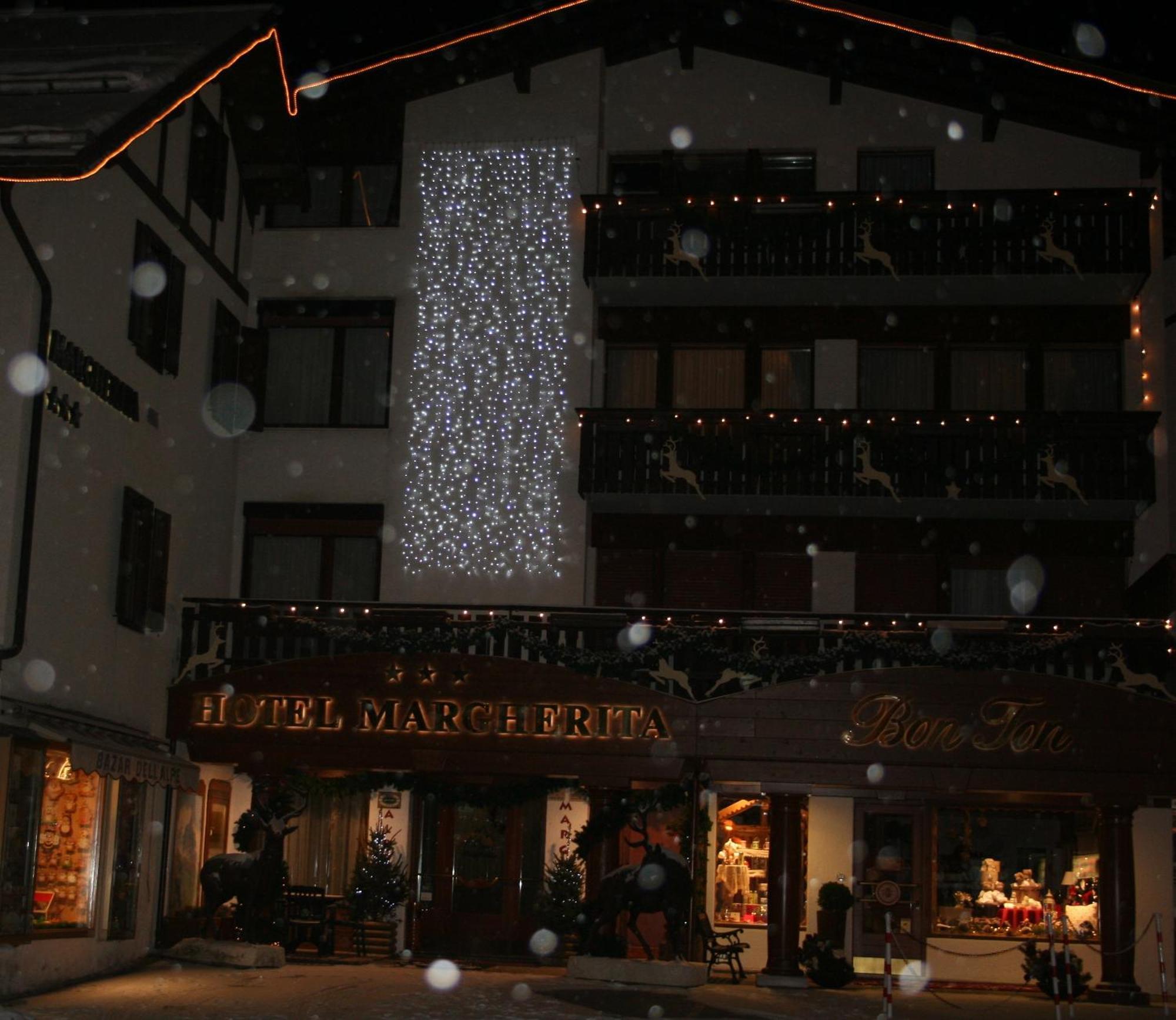 Hotel Margherita San Martino Di Castrozza Exteriér fotografie