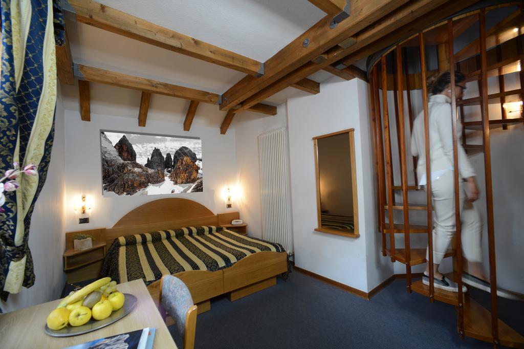 Hotel Margherita San Martino Di Castrozza Pokoj fotografie