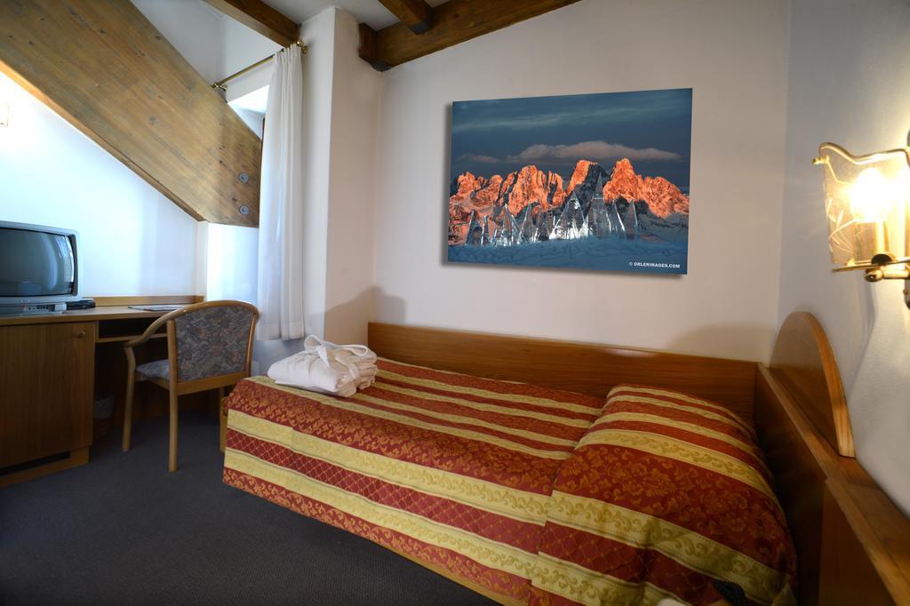 Hotel Margherita San Martino Di Castrozza Pokoj fotografie